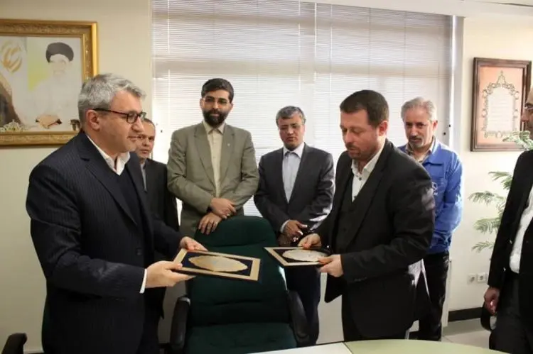موتور دیزلی ۴۵۷ و گیربکس ۱۶ سرعته داخلی سازی می‌شود