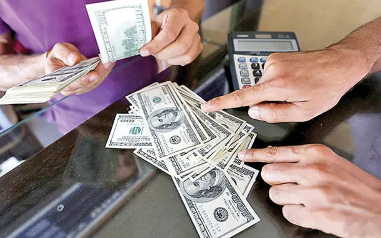 سه سناریو از نوسان دلار