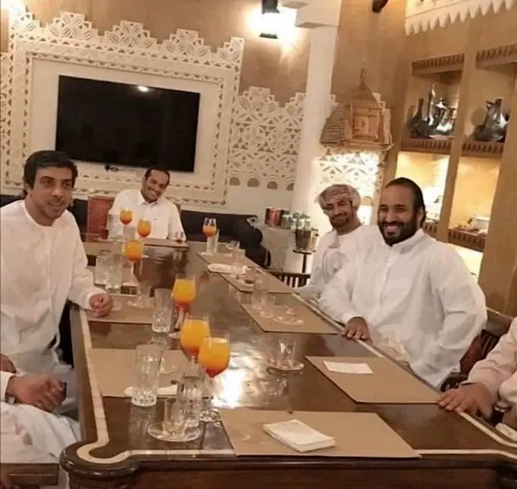 پشت پرده عکس جنجالی دیدار ولیعهد عربستان با وزیر خارجه قطر