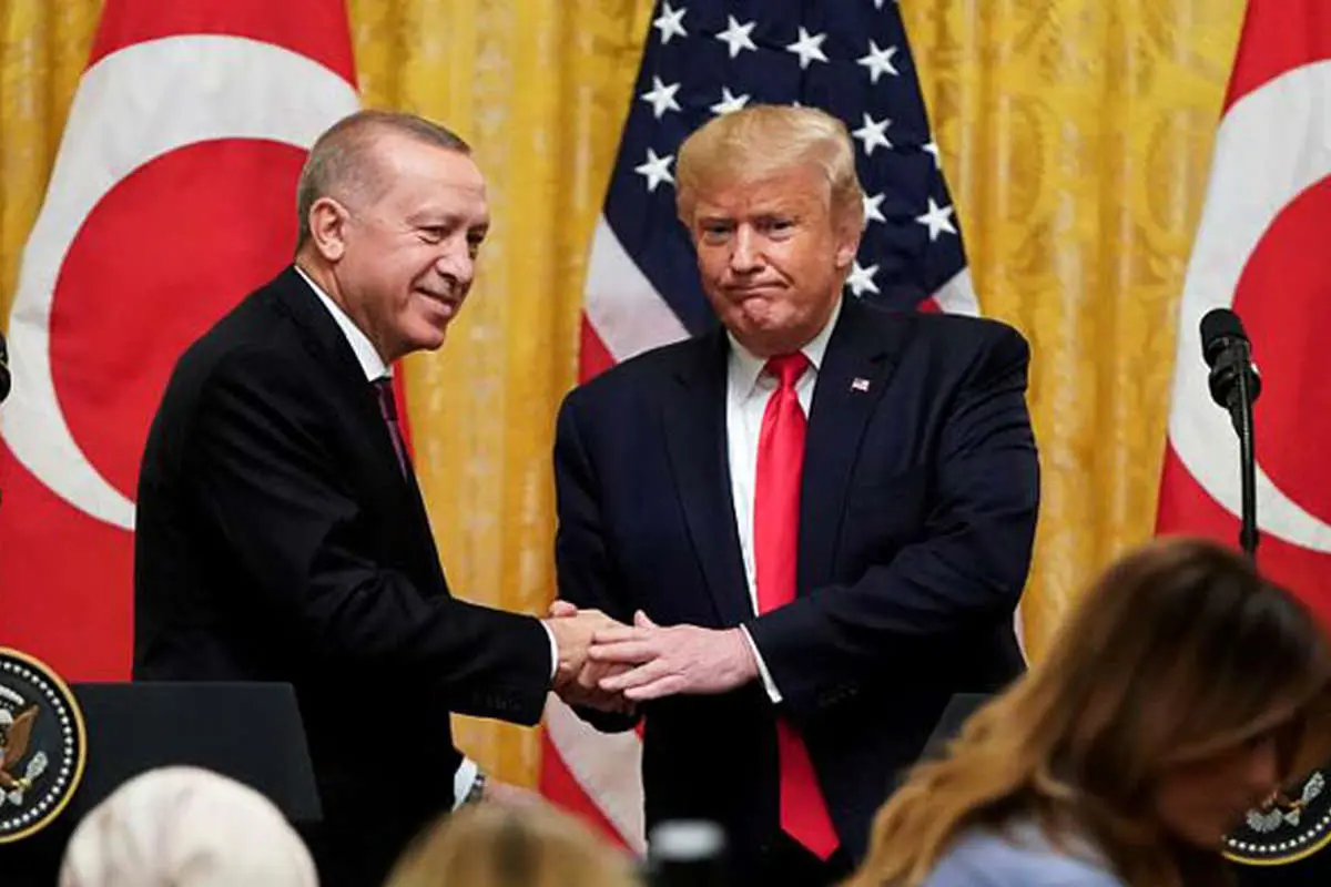 اردوغان چگونه همزمان با آمریکا، روسیه و ایران کنار میآید؟