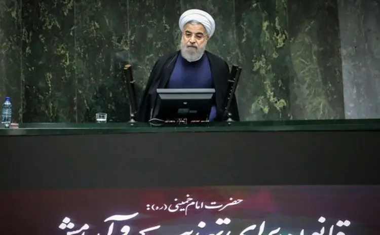 متن کامل سوال نمایندگان از روحانی درباره گرانی بنزین
