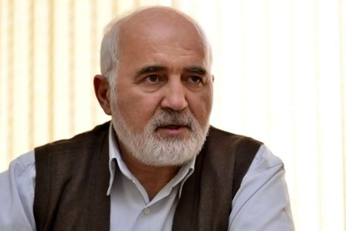 واکنش احمد توکلی به سهمیه بندی بنزین