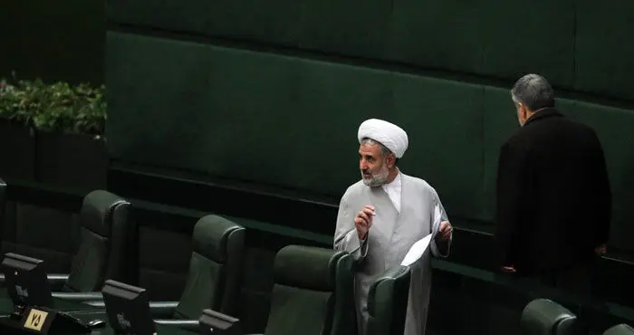پشت پرده طرح استیضاح روحانی و لاریجانی