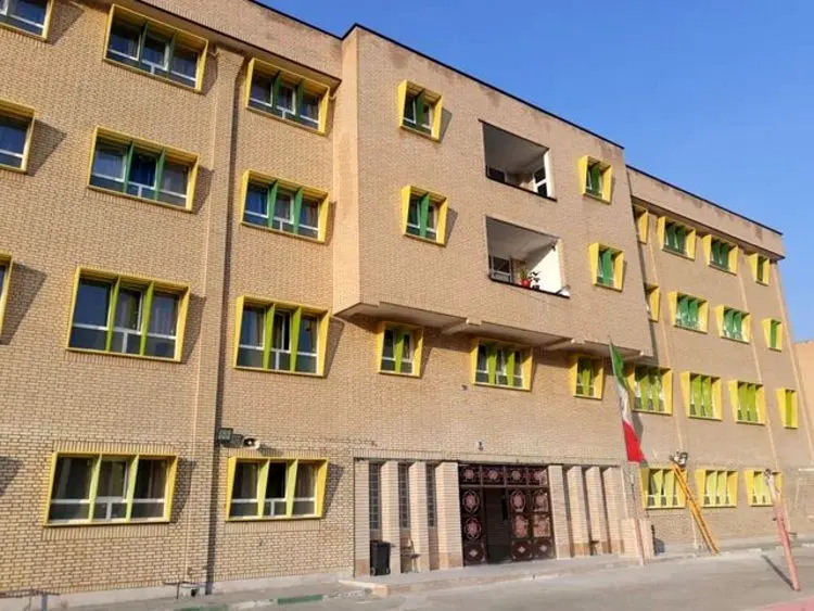 مدارس شیراز سه شنبه تعطیل نیست