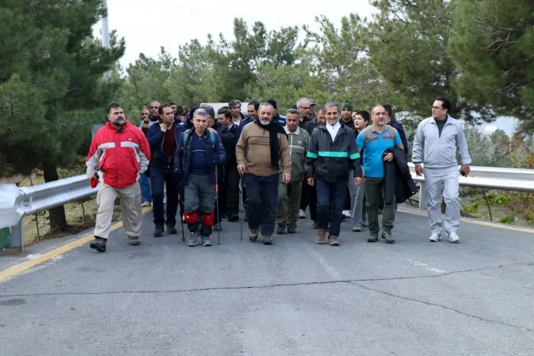 (تصاویر) کوه‌پیمایی فرمانده نیروی هوایی ارتش
