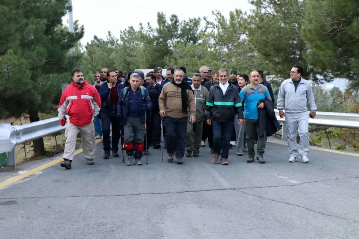 (تصاویر) کوه‌پیمایی فرمانده نیروی هوایی ارتش