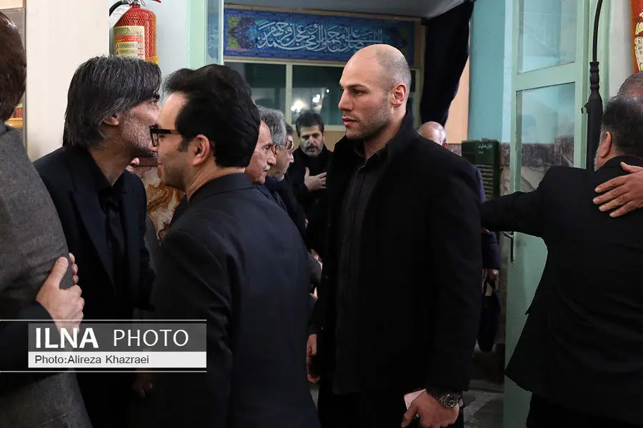 (تصاویر) چهره ها در مراسم ختم پدر وحید شمسایی