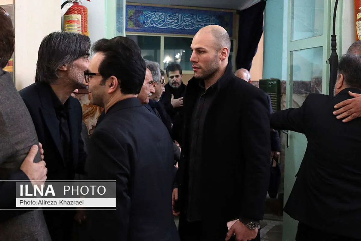(تصاویر) چهره ها در مراسم ختم پدر وحید شمسایی