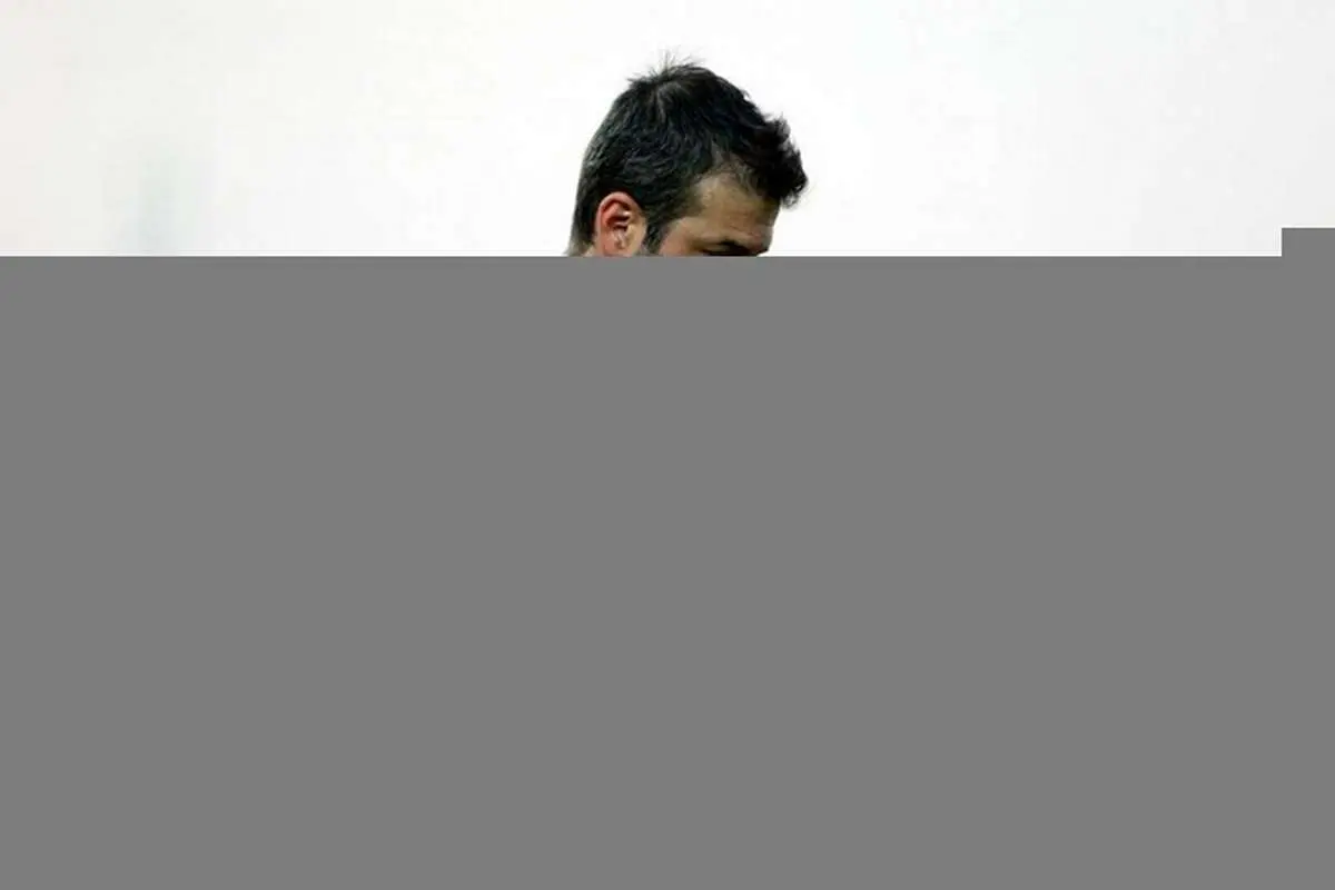شوک بزرگ استراماچونی؛ از شعاردادن هواداران تا کتک زدن معاون باشگاه