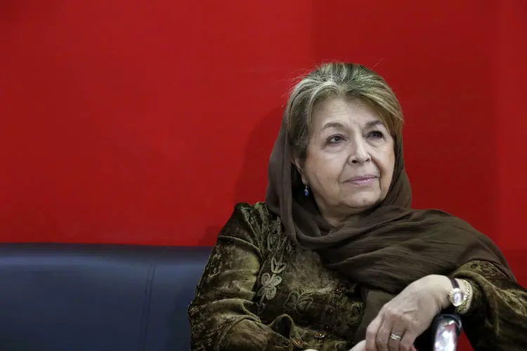 لیلی گلستان خطاب به پروانه سلحشوری: کاش می‌ماندید