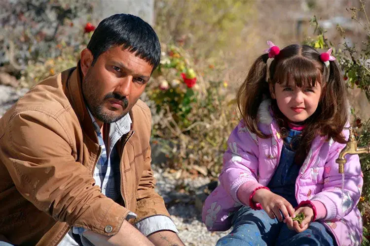 دانلود فیلم سینمایی قصر شیرین با حضور حامد بهداد