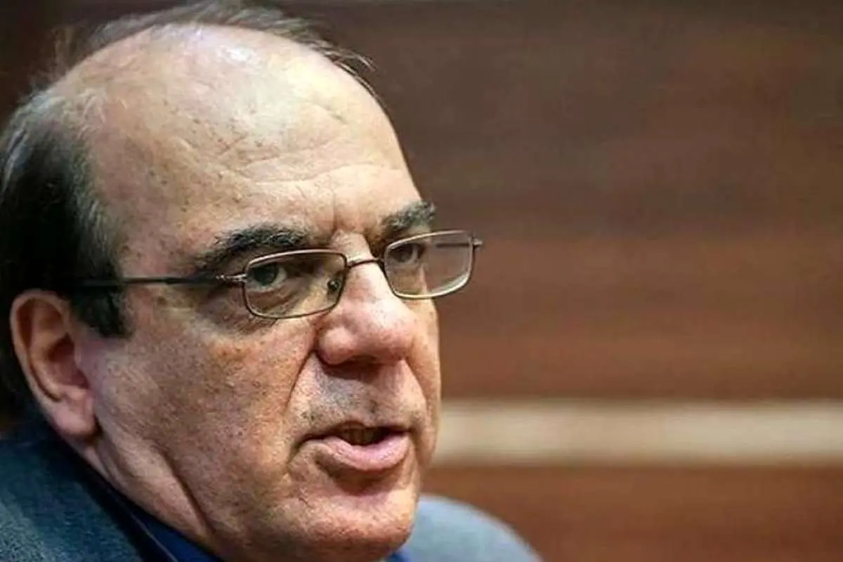 صادق زیباکلام: با استعفای روحانی مخالفم