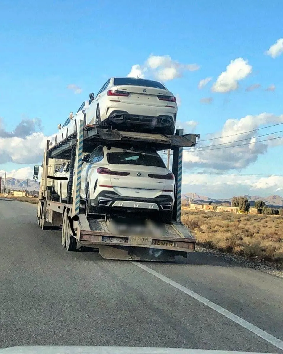 (عکس) محموله BMW مدل ۲۰۲۰ در جاده‌های ایران