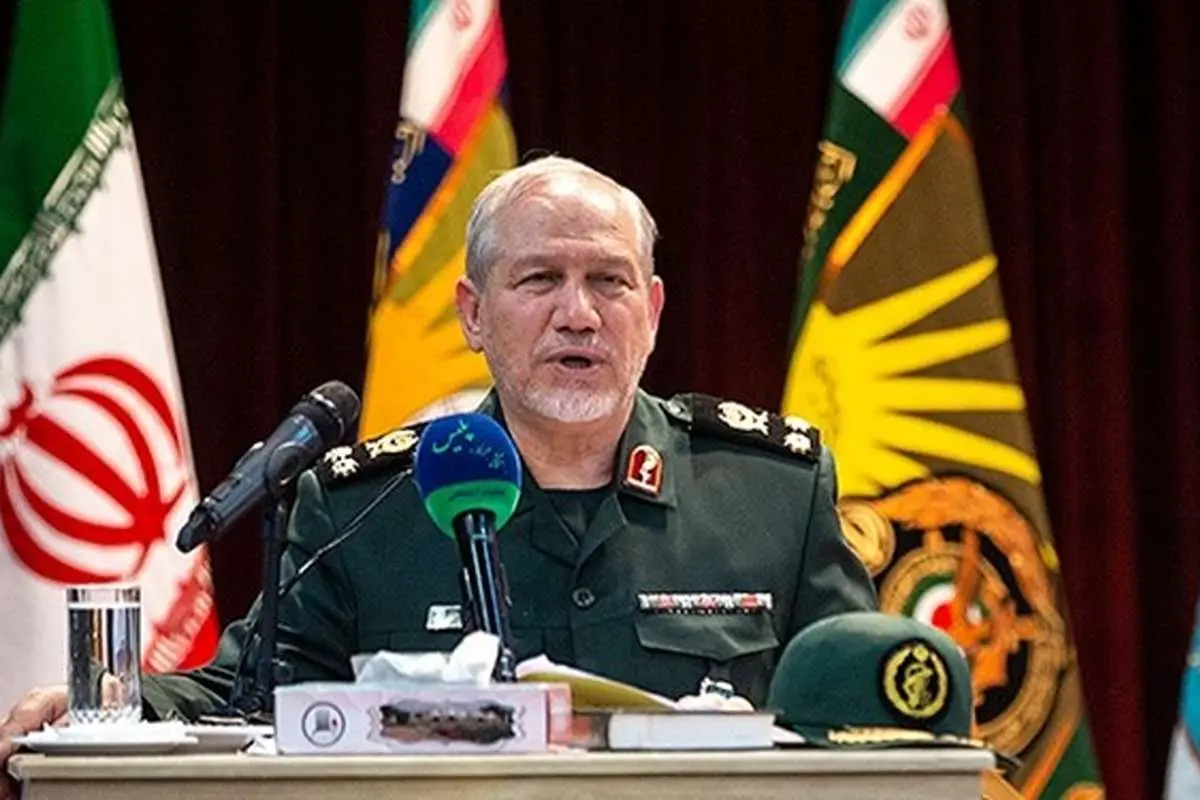 سرلشکر صفوی: آمریکا به زودی از منطقه فرار خواهد کرد
