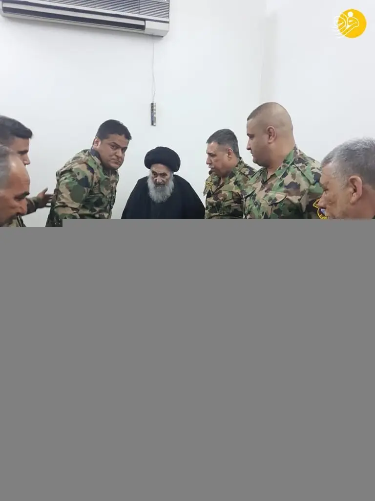 (تصویر) دیدار گروهی از مجروحان ارتش عراق با آیت‌الله سیستانی
