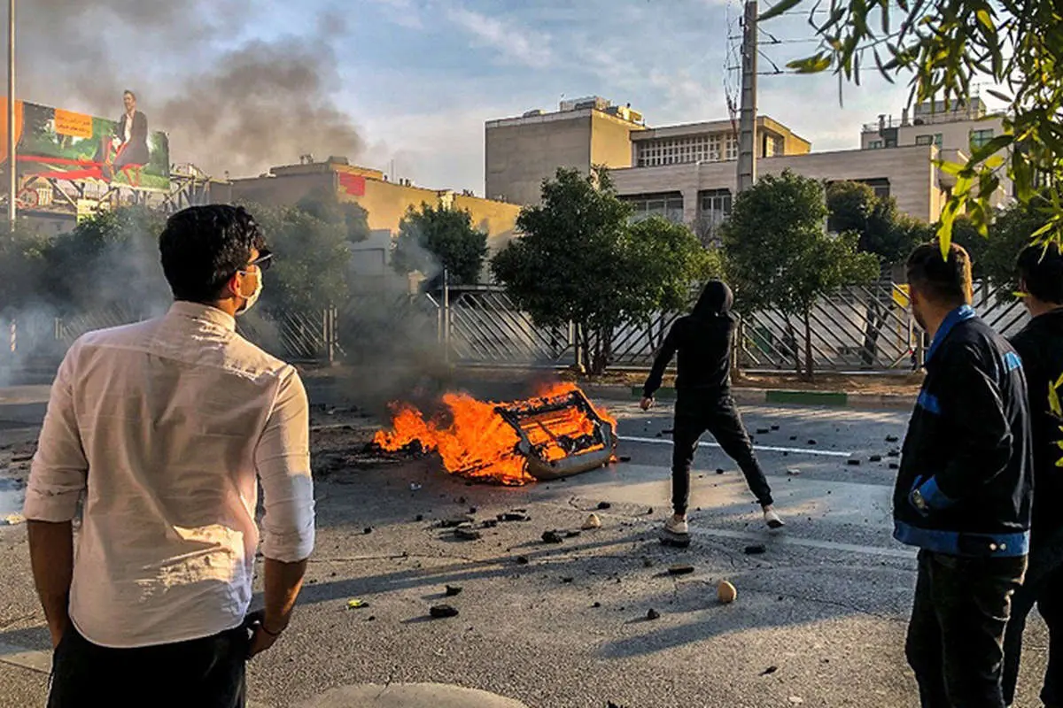 کالبدشکافی اعتراضات آبان ۹۸ از منظر توسعه سیاسی