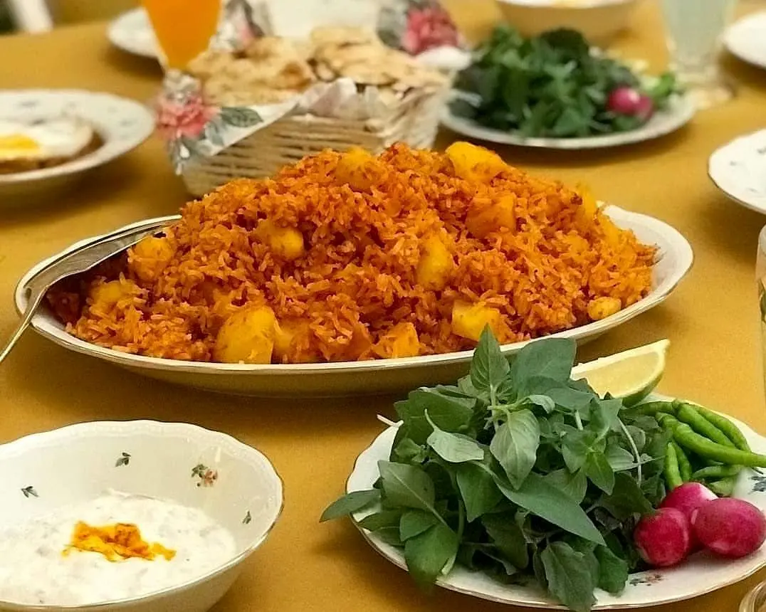 طرز تهیه استانبولی پلو یا دمی گوجه ساده و خوشمزه