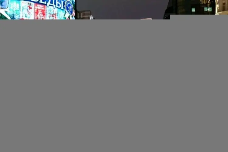 (تصاویر) شهرداری مسکو به برف مصنوعی متوسل شد