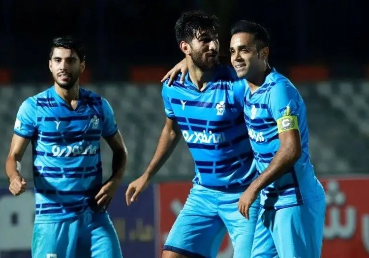 مهاجمی که به پرسپولیس نزدیک شد