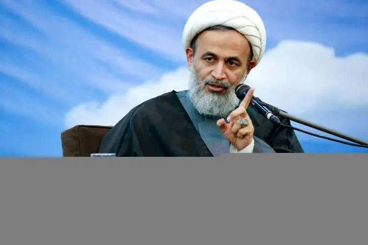 انتقاد پناهیان به دیپلماسی دولت روحانی