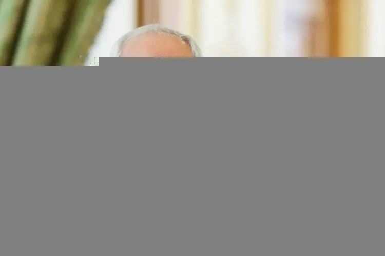 ظریف به فرمانده جدید نیروی قدس سپاه تبریک گفت