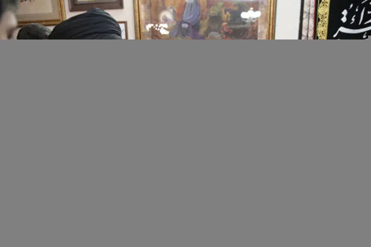 رهبر انقلاب به دختر سردار سلیمانی چه گفتند؟