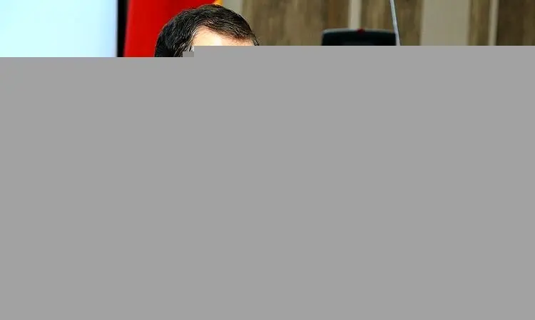 "لاریجانی" مشاور عالی وزیر بهداشت شد