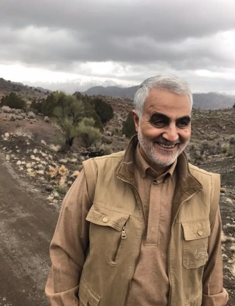 سردار سلیمانی فوتبال بازی می‌کرد و عاشق کوهنوردی بود