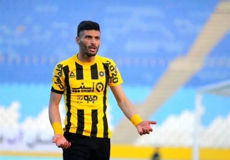 مجیدی قید مدافع سپاهان را زد