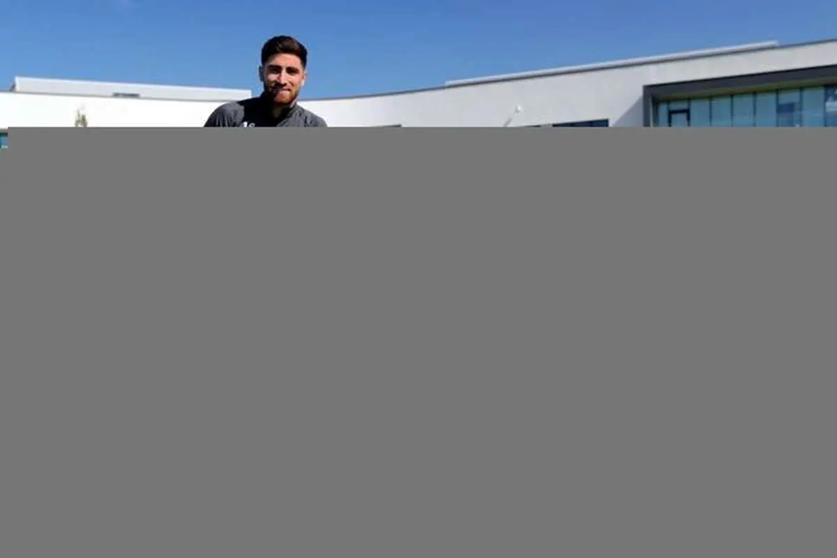 (عکس) هدیه جذاب علیرضا جهانبخش
