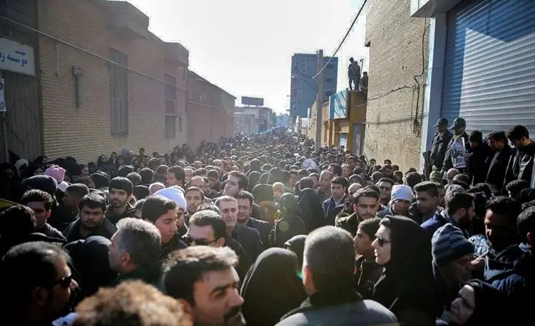 جزئیات حادثه ازدحام جمعیت در کرمان؛ تعداد کشته‌شدگان و مصدومان