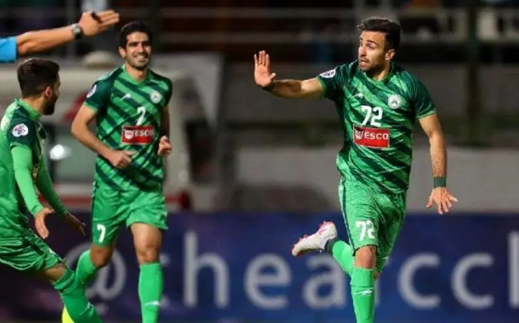 ارسلان مطهری به استقلال پیوست