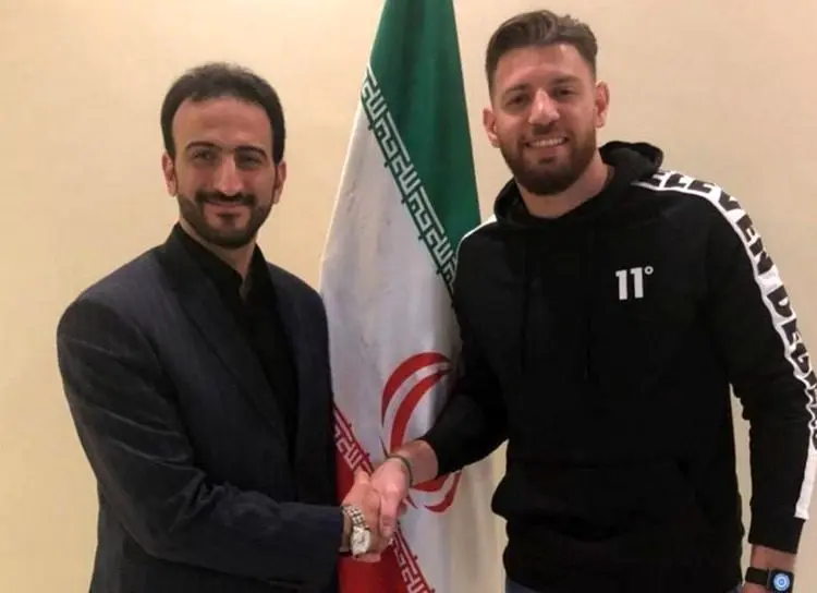 سنگربان لبنانی به ذوب‌آهن پیوست