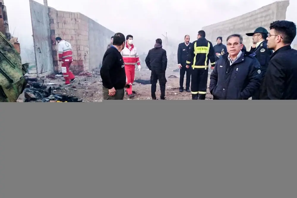 (تصاویر) سقوط  هواپیمای مسافربری بویینگ ۷۳۷ در حوالی پرند