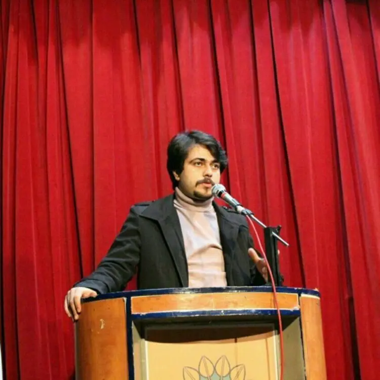 خوانش شعری از سعید چولکی «مدرن و رمانتیک»