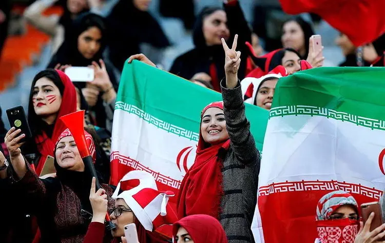 اینفانتینو: به ایران می‌روم تا مطمئن شوم زنان بازی‌های لیگ را می‌بینند