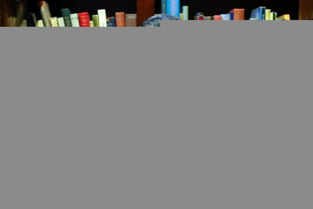 صادق خرازی: رهبر انقلاب نمیگذارند دولت سقوط کند
