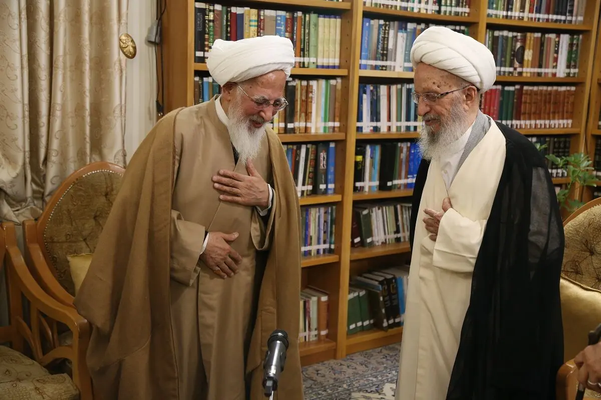 (تصاویر) دیدار آیت الله جوادی آملی و آیت الله مکارم شیرازی