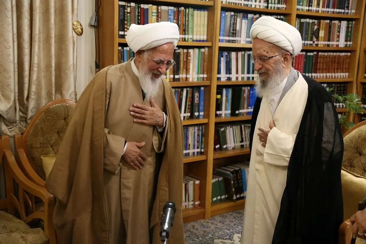 (تصاویر) دیدار آیت الله جوادی آملی و آیت الله مکارم شیرازی