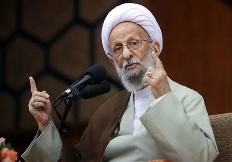 مصباح یزدی: اگر شبانه‌روز برای شکر نعمت رهبری سر به سجده بگذاریم جا دارد