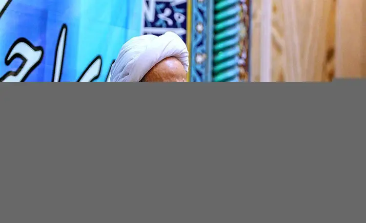 مصباح یزدی: رهبر انقلاب خود را فدای نظام کردند