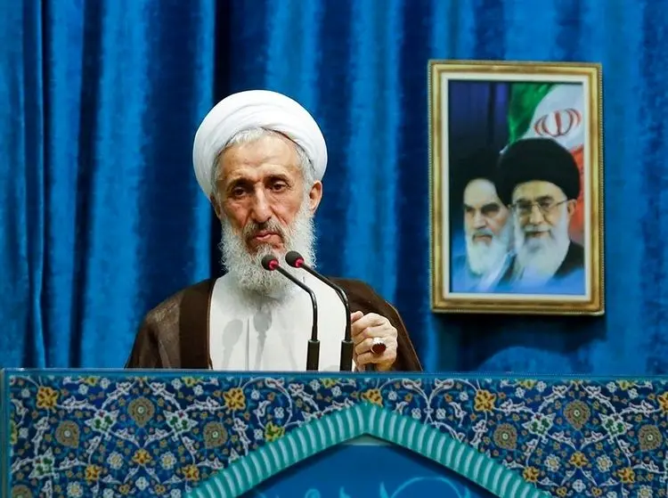 سال ۸۸ رهبر انقلاب حاضر نشدند مشکل را نظامی حل کنند