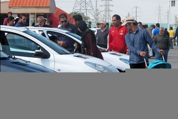قیمت روز خودرو شنبه ۷ دی؛ ایران خودرویی‌ها کوتاه آمدند