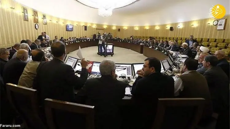 سناریوی پیامکی دلواپسان تا انتخابات ۹۸