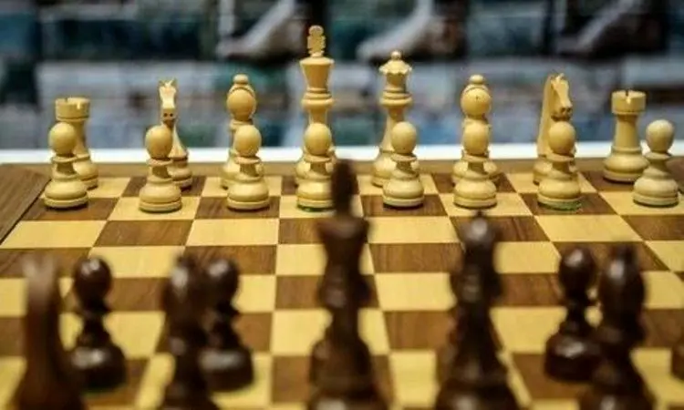 پدر شهره بیات: دخترم بعد از دیدن عکسش تعجب کرد
