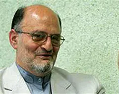 تخریب چهره های برجسته نظام اهانت به رهبری است