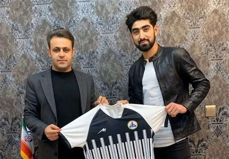 مهاجم پرسپولیس نفتی شد