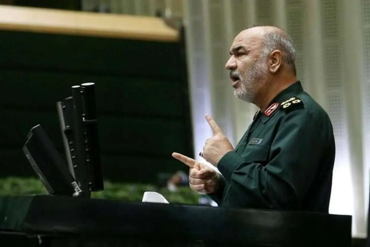 فرمانده سپاه: اگر خودمان نمیگفتیم هیچ کس متوجه علت سقوط هواپیما نمیشد