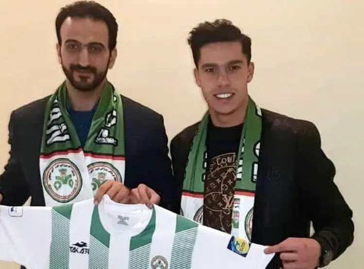 بازیکن استقلال برگشت خورد!