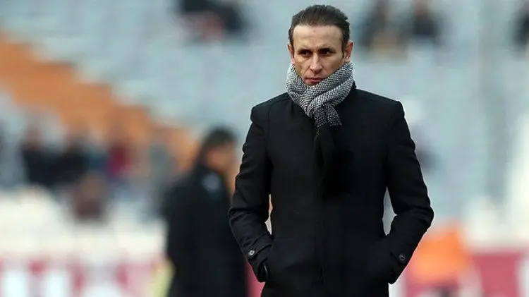 صفحه شخصی سرمربی پرسپولیس هک شد!